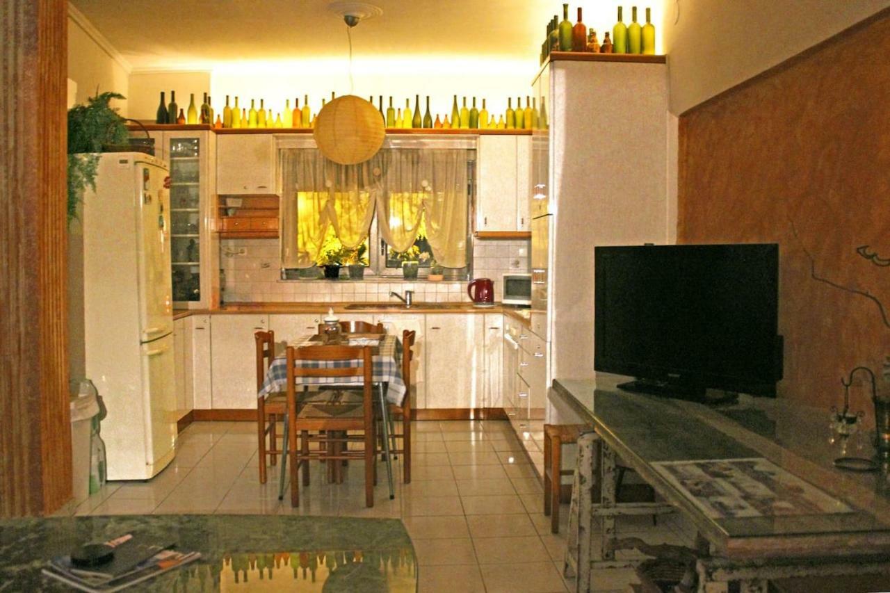 Victoria'S Apartment เทสซาโลนิกิ ภายนอก รูปภาพ